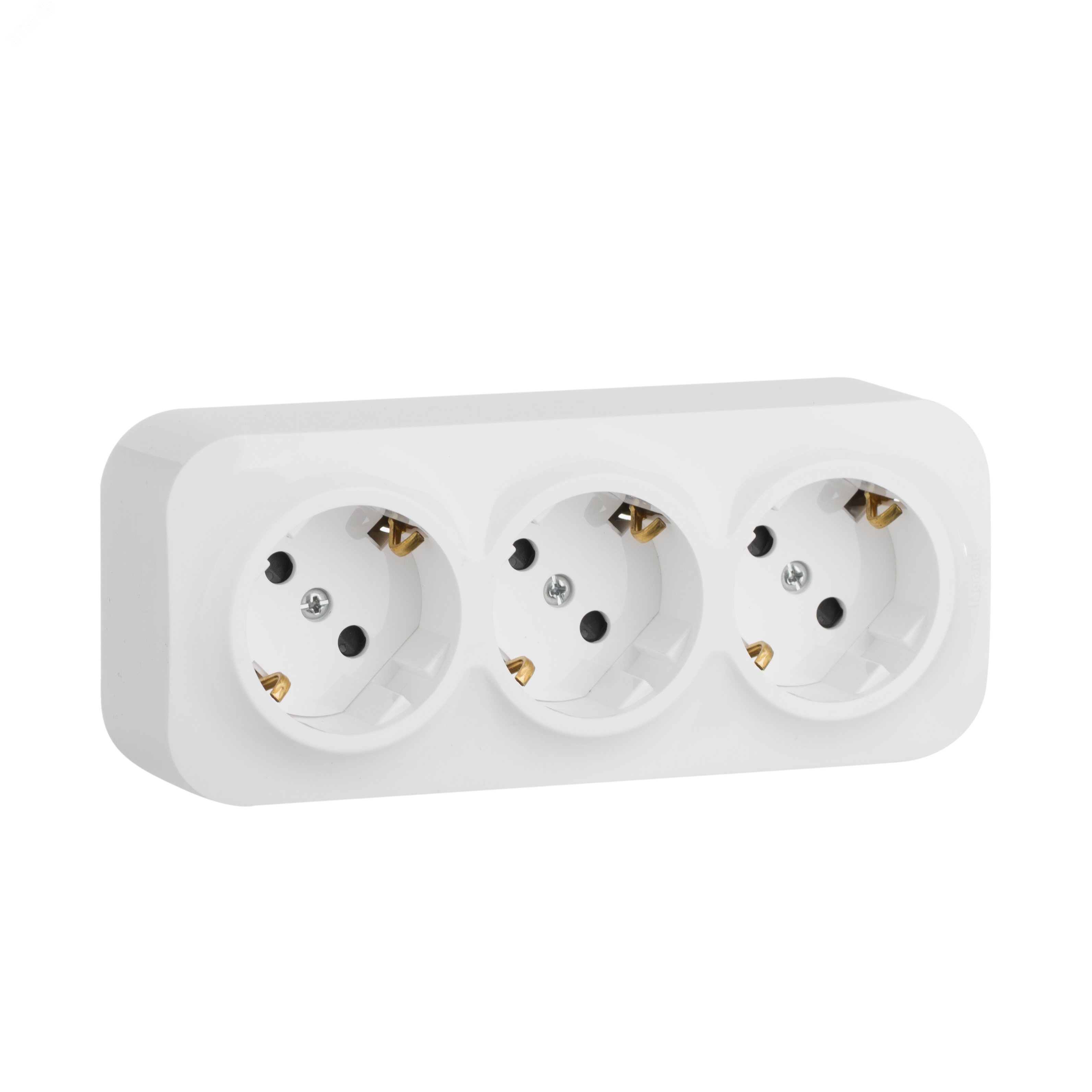 Розетка 3-местная для открытой установки с заземлением с защитными шторками с предварительным подключением 16А белый QUTEO 782238