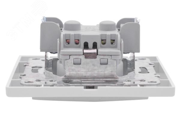 Розетка 1-м СП Минск 16А IP20 с заземл. защ. шторки бел. Basic ERR16-028-100
