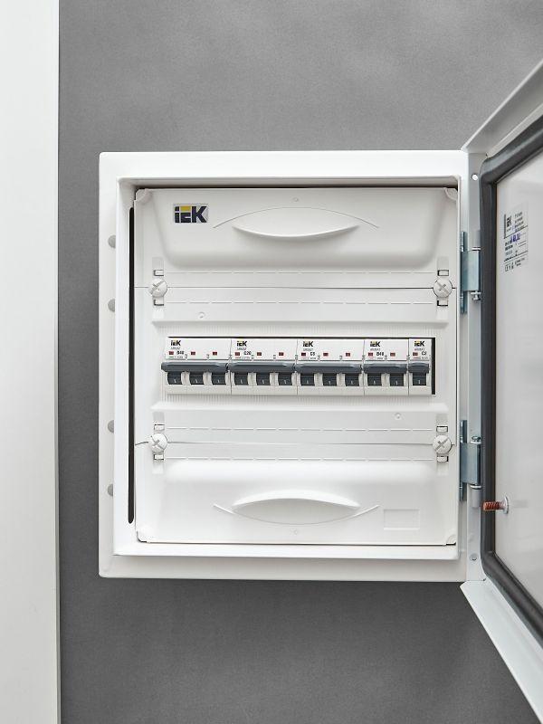 Выключатель автоматический модульный 3п C 20А M10N ARMAT AR-M10N-3-C020