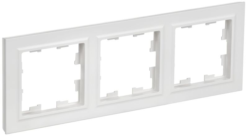 BRITE Рамка 3-местная РУ-3-БрАБ арктический белый IEK BR-M32-K91