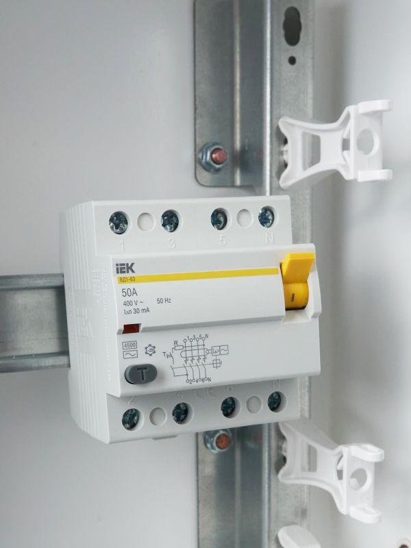 Выключатель дифференциального тока (УЗО) 4п 50А 30мА тип AC ВД1-63 MDV10-4-050-030