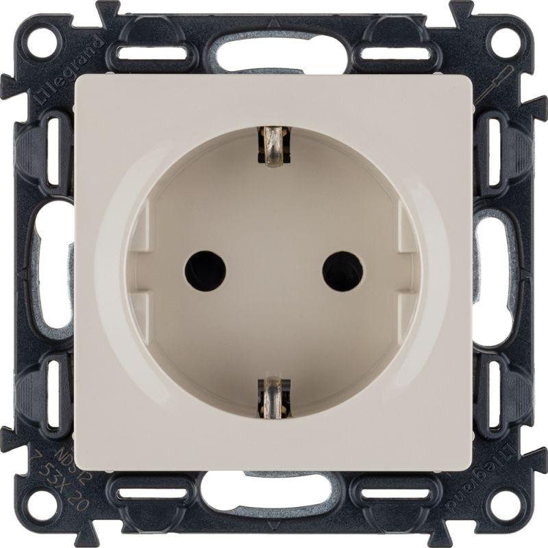 Фото товара Розетка 1-м СП Valena Life 16А IP20 250В 2P+E защ. шторки безвинтов. клеммы с лицев. панелью механизм сл. кость 753520