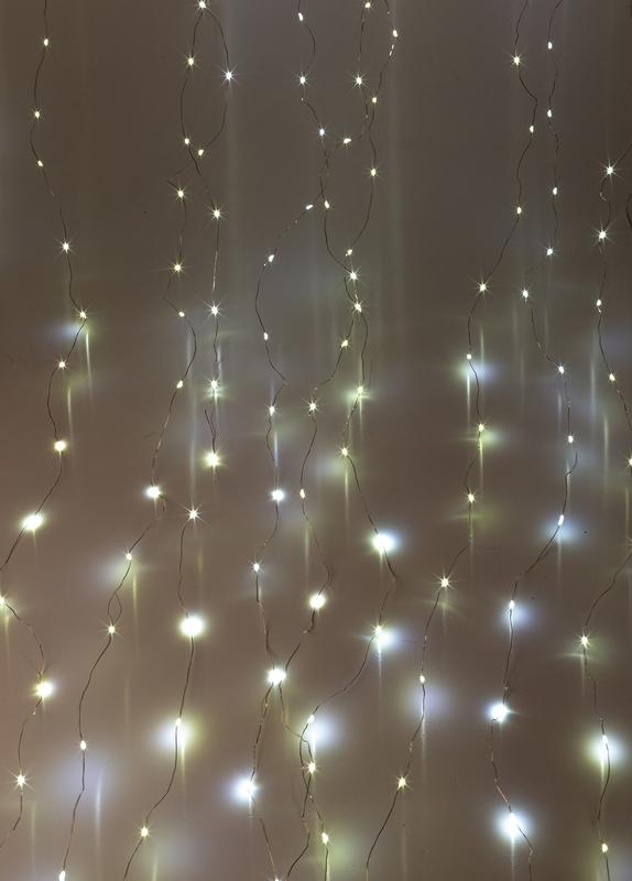 Фото товара Гирлянда светодиодная "Дождь" 3х2м 240LED бел. 220В 8 режимов 1.5мм провод прозр. КОСМОС KOC_CUR-V107