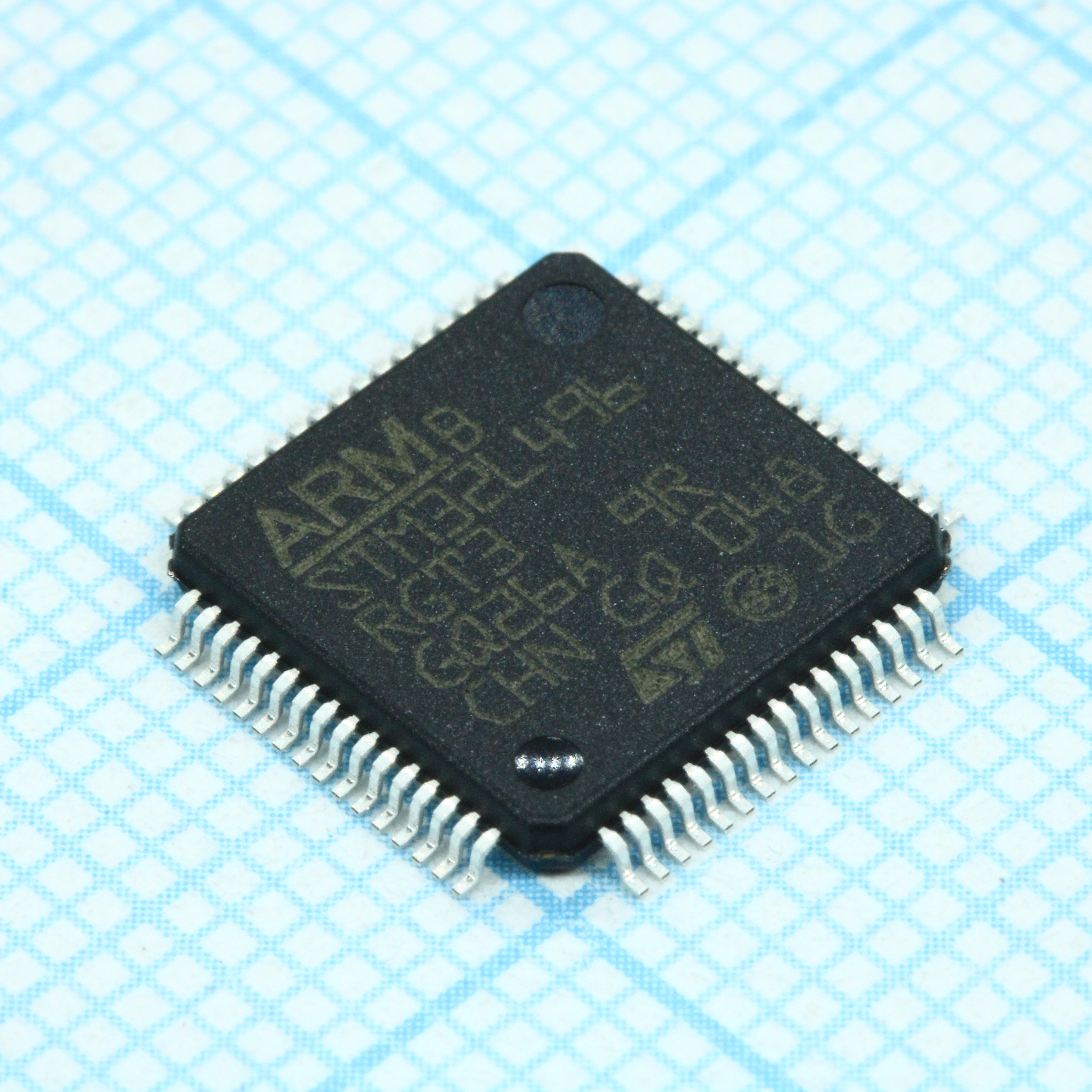 Фото товара STM32L496RGT3