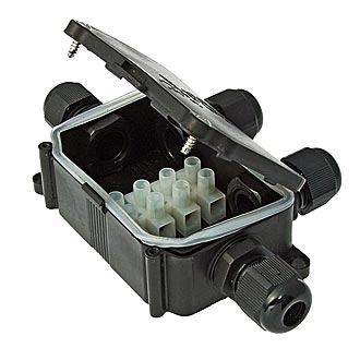 BOX-4 IP65 3PIN CA10-4P  10A/450V