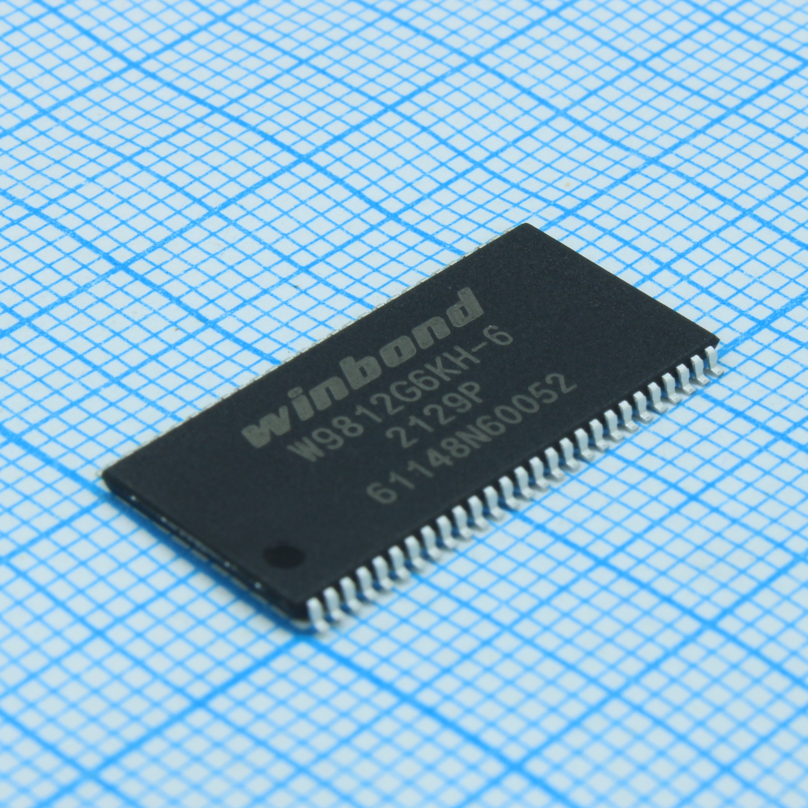 Фото товара W9812G6KH-6