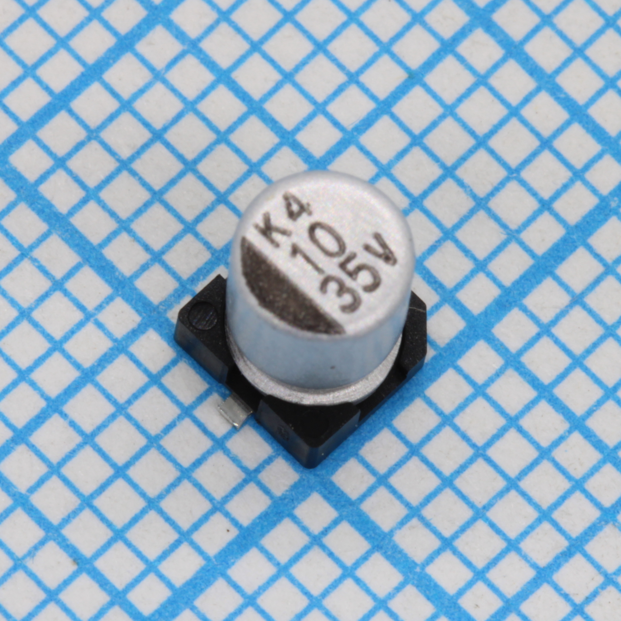 CK035M100C5APKKKV00R