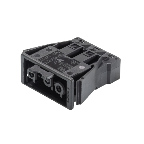 Розеточный разъем в панель GST18i3F B2 R V SW